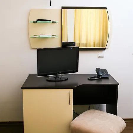 Hotel Zlatograd 3*