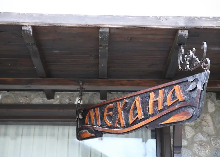 Хотел Златоград